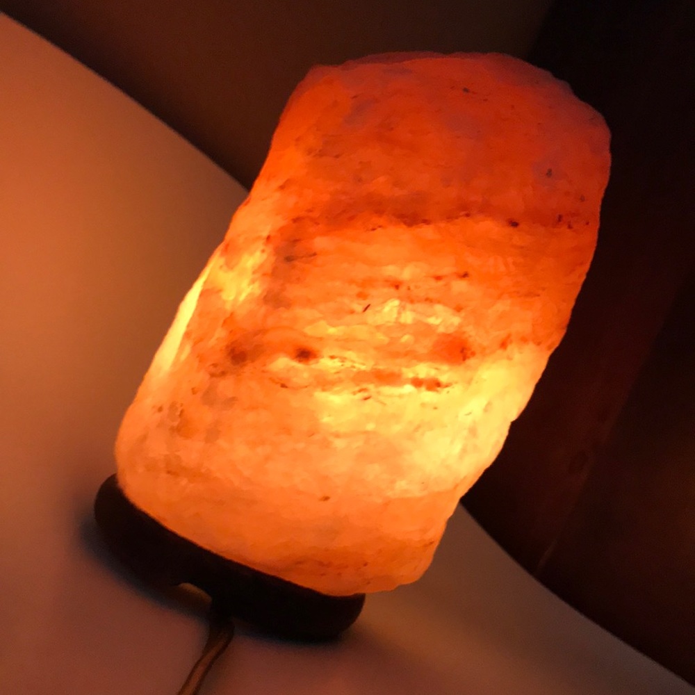 Himalayan salt lamp Great for: